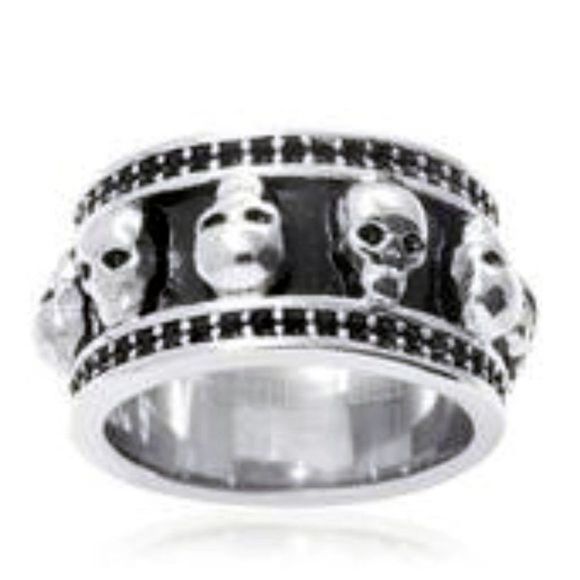 Skull Head Stainless Steel Ring Size 12 - Picture 1 of 6